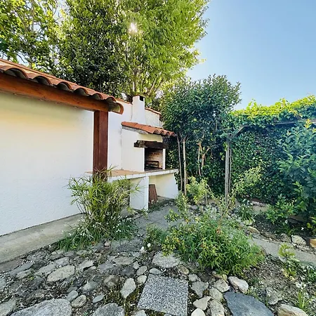 : 2 Chambres, 6 Pers, Jardin, Parking - Fr-1-309-336